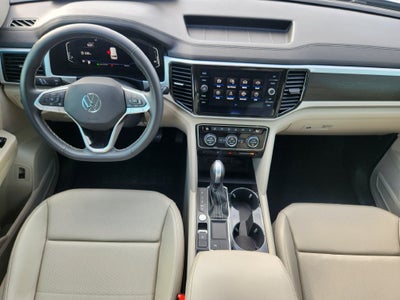 2022 Volkswagen Atlas 3.6L V6 SE w/Technology