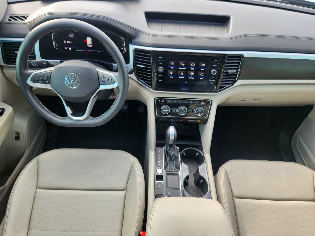 2022 Volkswagen Atlas 3.6L V6 SE w/Technology