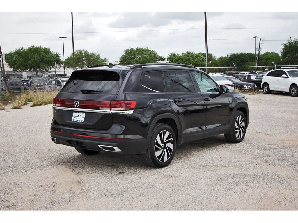 2024 Volkswagen Atlas 2.0T SE w/Technology