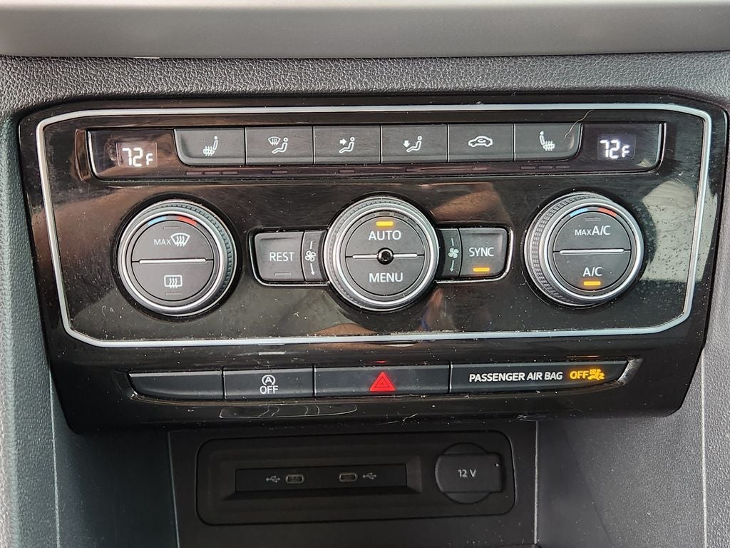 2022 Volkswagen Atlas 3.6L V6 SE w/Technology