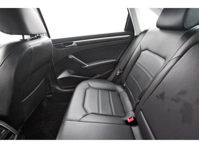 2016 Volkswagen Passat 1.8T SE