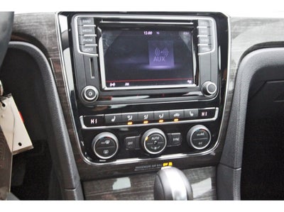 2016 Volkswagen Passat 1.8T SE
