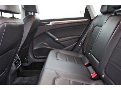 2016 Volkswagen Passat 1.8T SE