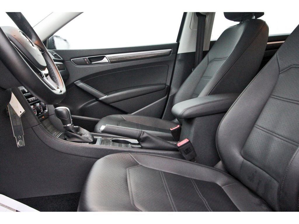 2016 Volkswagen Passat 1.8T SE