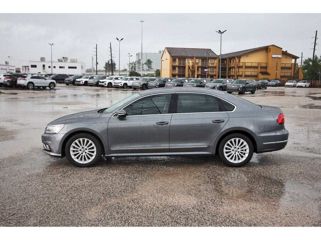 2016 Volkswagen Passat 1.8T SE