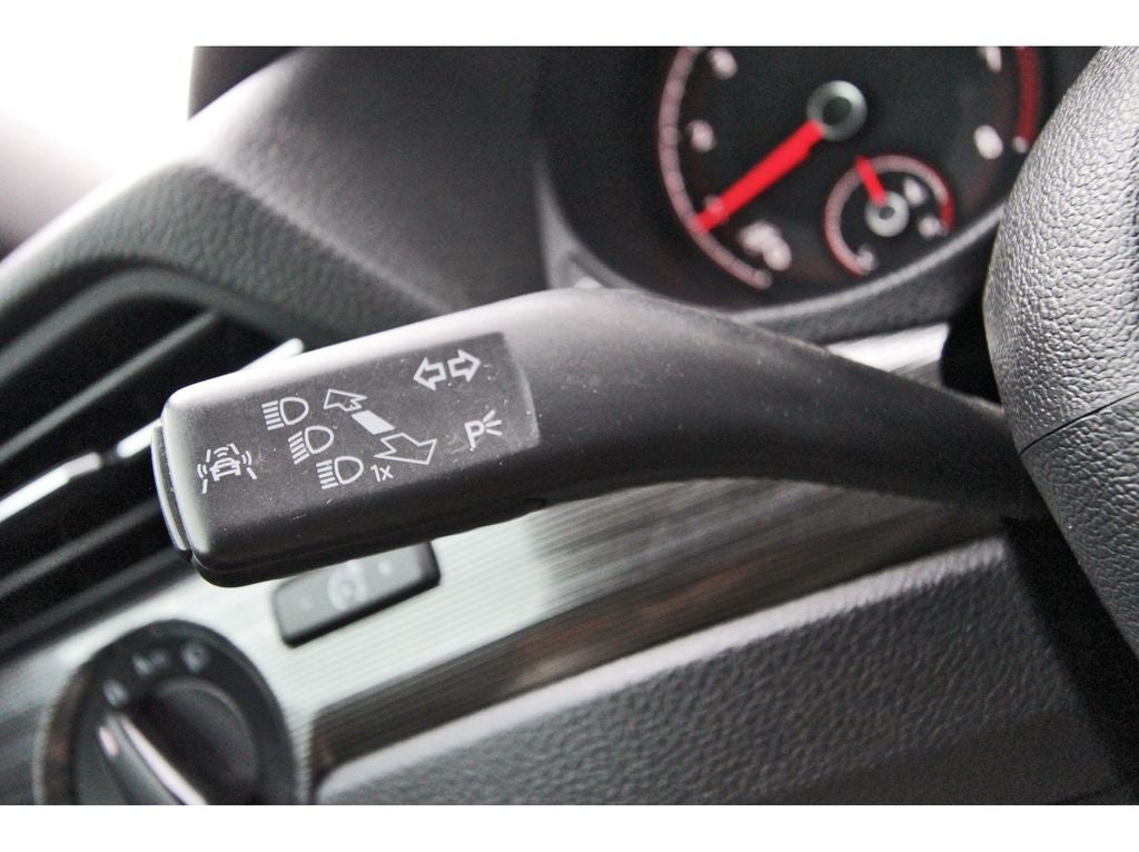 2022 Volkswagen Passat 2.0T R-Line