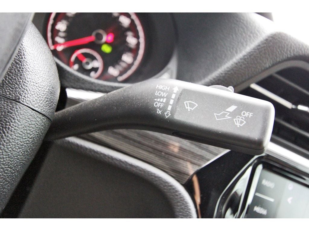 2022 Volkswagen Passat 2.0T R-Line