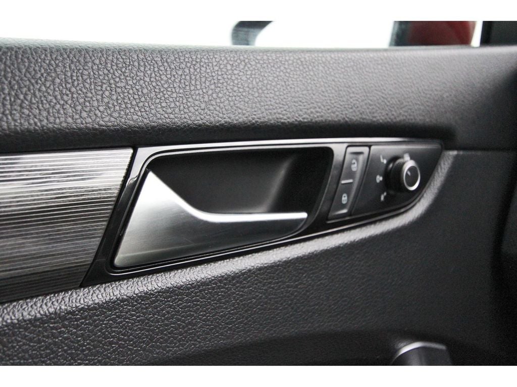 2022 Volkswagen Passat 2.0T R-Line