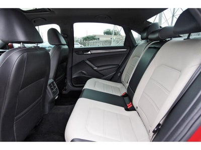 2022 Volkswagen Passat 2.0T R-Line