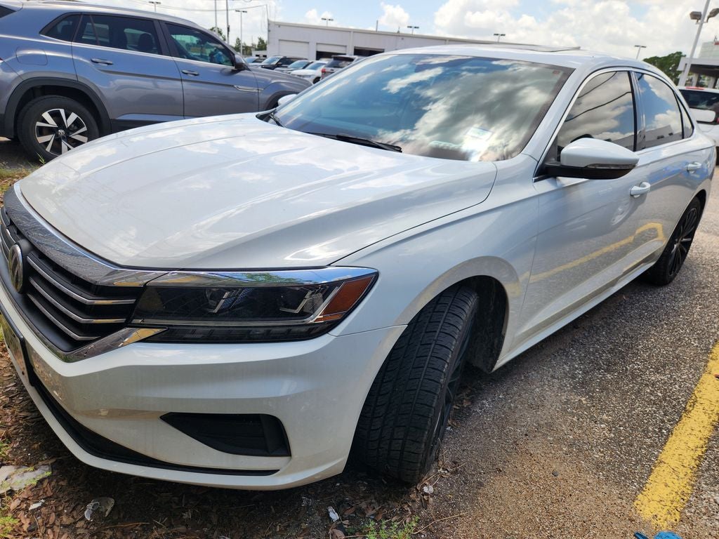 2022 Volkswagen Passat 2.0T SE