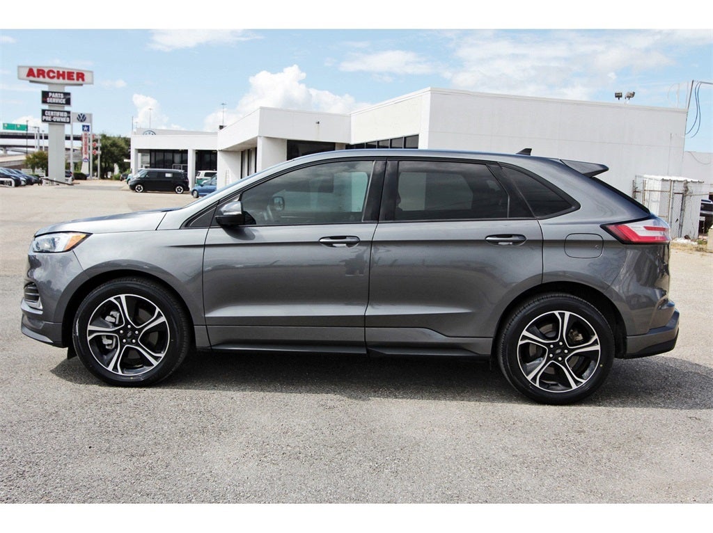 2022 Ford Edge ST