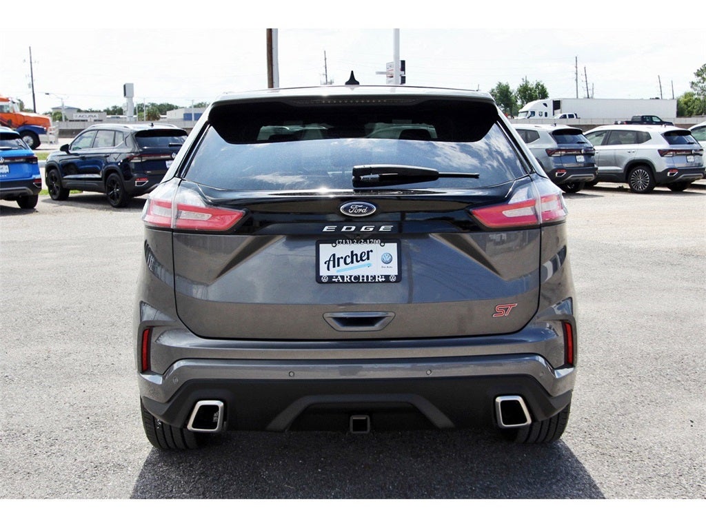 2022 Ford Edge ST