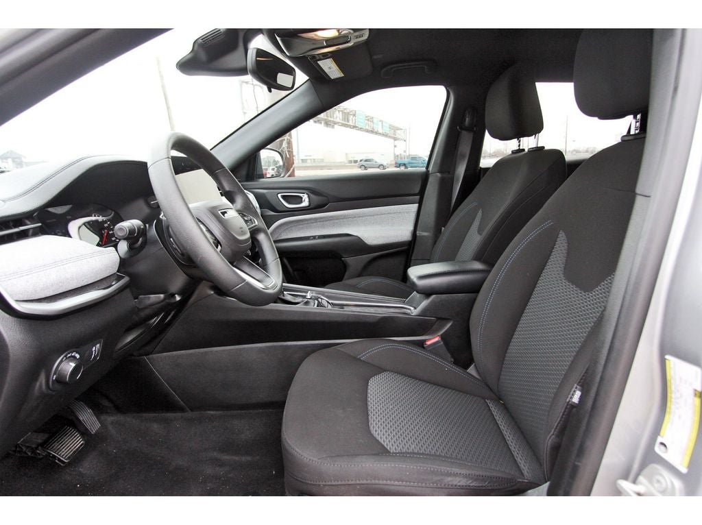 2023 Jeep Compass Sport