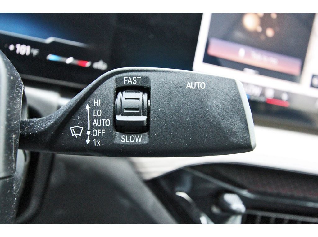 2025 BMW 3 Series 330i