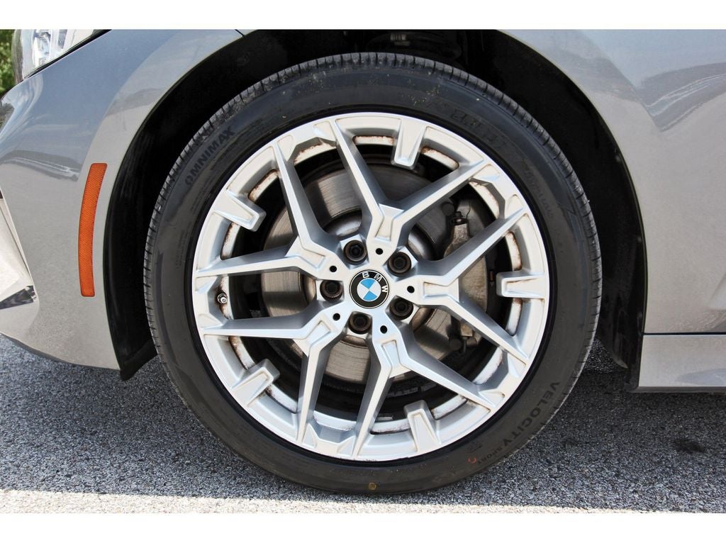 2025 BMW 3 Series 330i