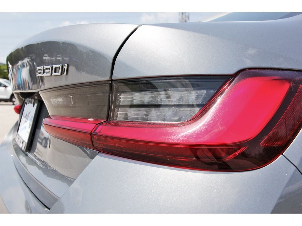 2025 BMW 3 Series 330i