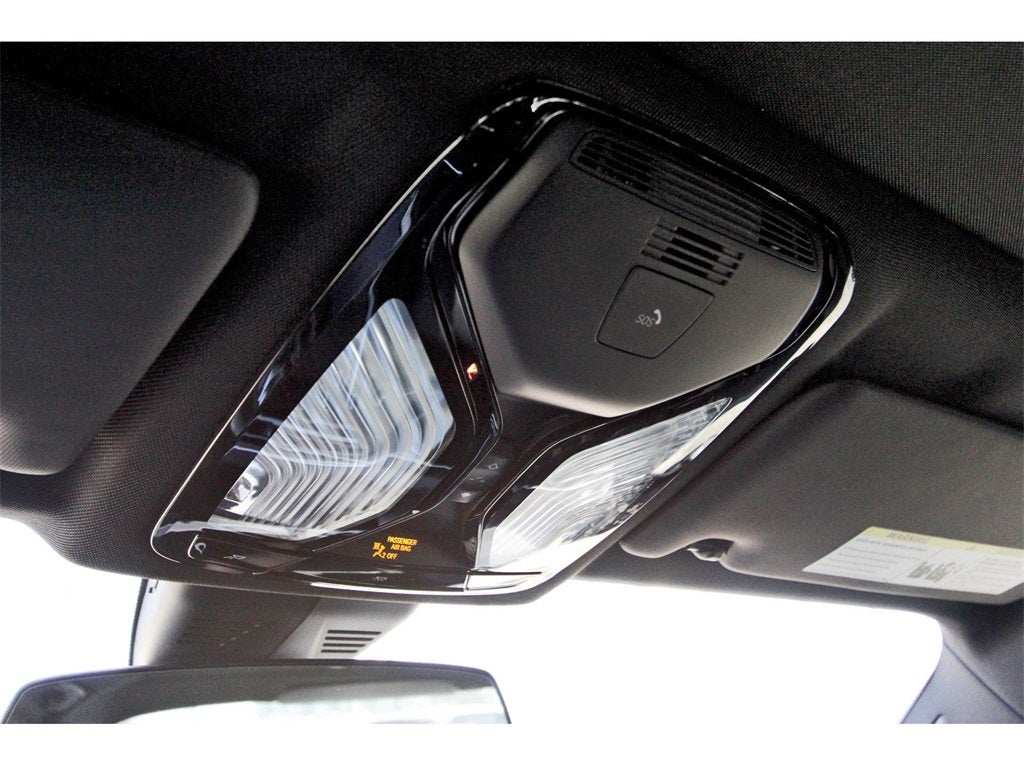 2024 BMW 3 Series 330i