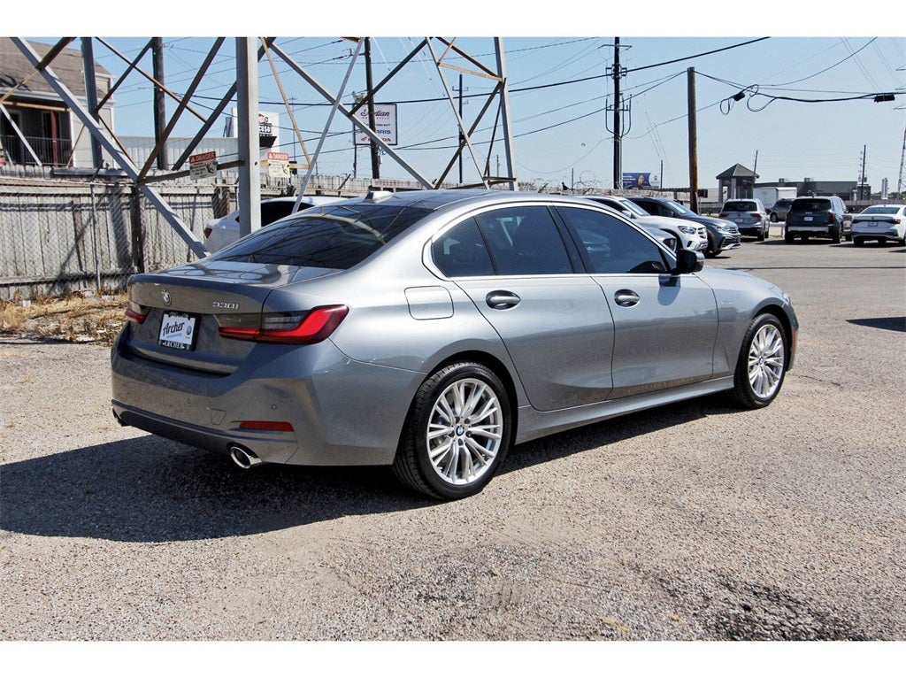 2024 BMW 3 Series 330i