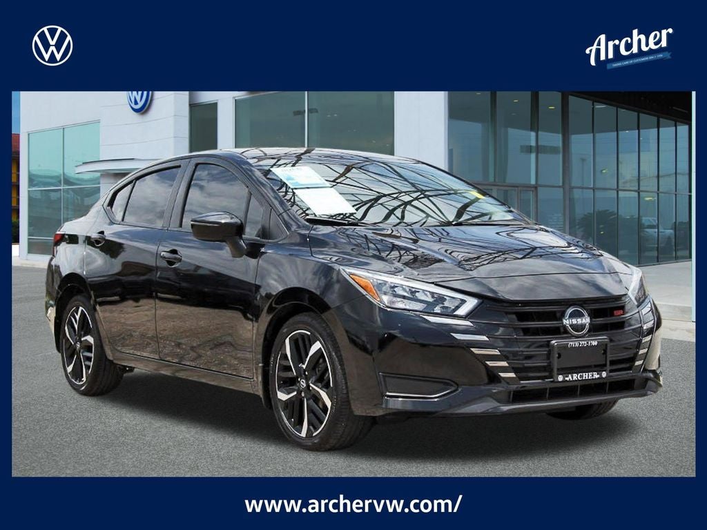 2023 Nissan Versa 1.6 SR