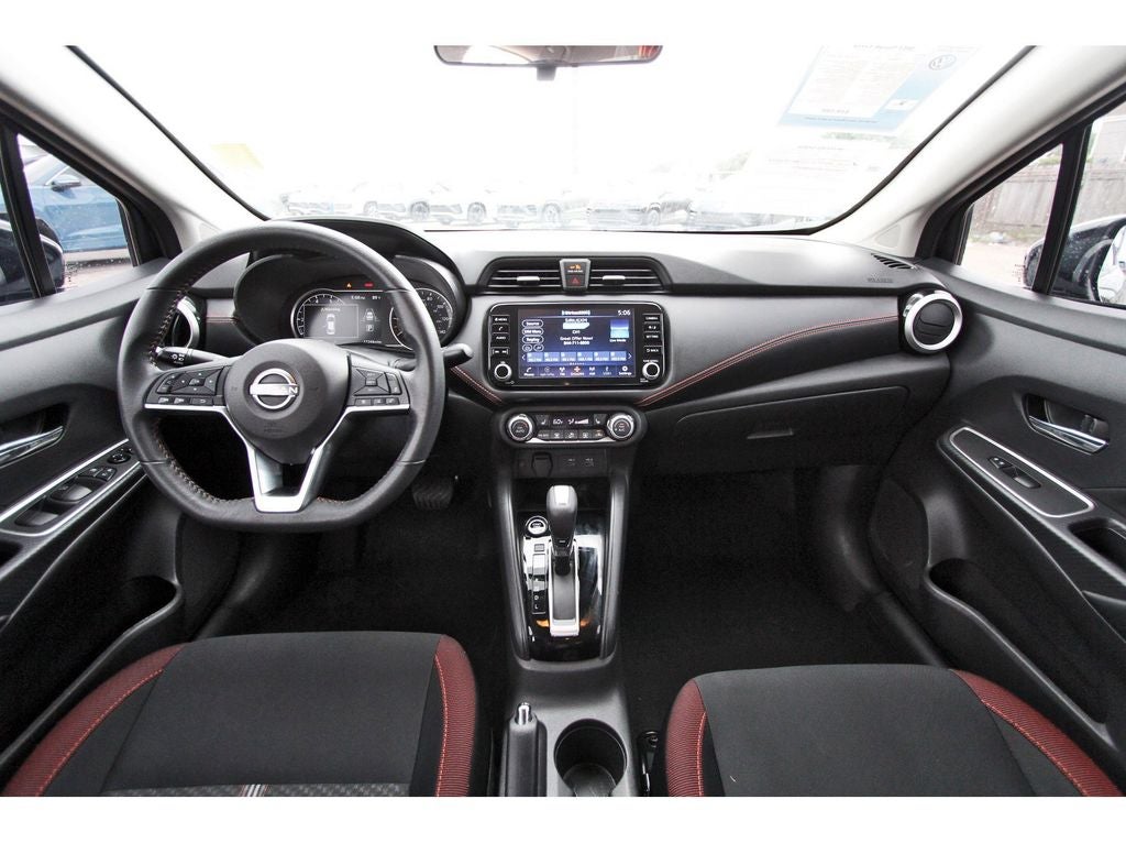 2023 Nissan Versa 1.6 SR