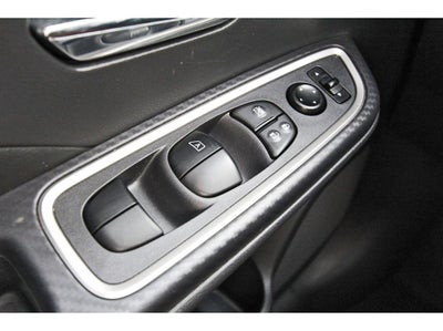 2023 Nissan Versa 1.6 SR