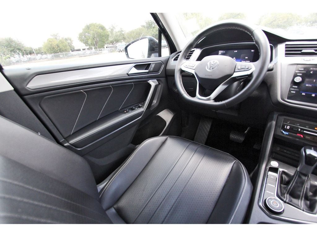 2022 Volkswagen Tiguan 2.0T SE