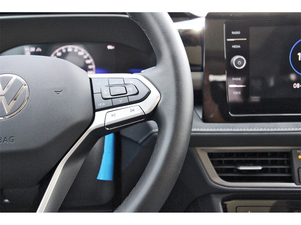 2025 Volkswagen Taos 1.5T SE Black