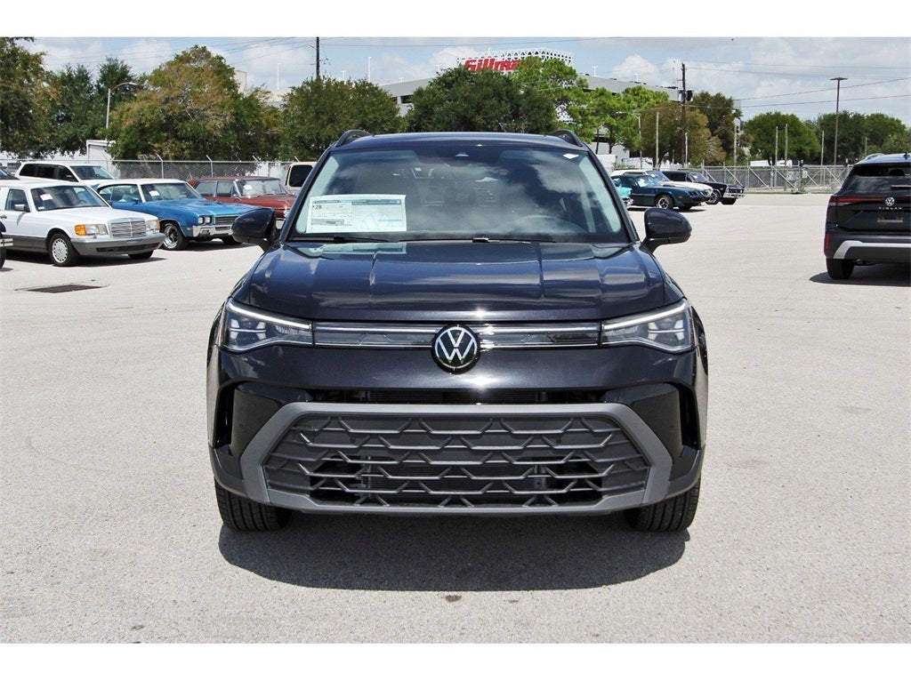 2025 Volkswagen Taos 1.5T SE Black