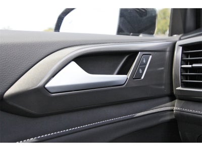 2025 Volkswagen Taos 1.5T SE Black