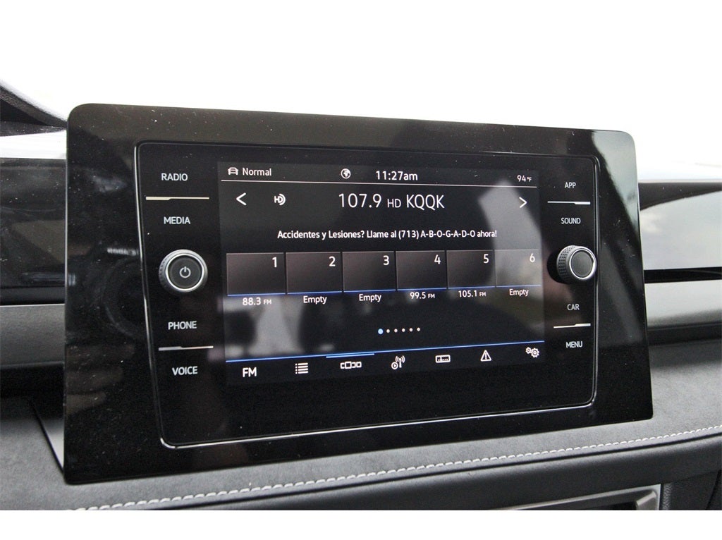 2025 Volkswagen Taos 1.5T SE Black