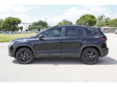 2025 Volkswagen Taos 1.5T SE Black