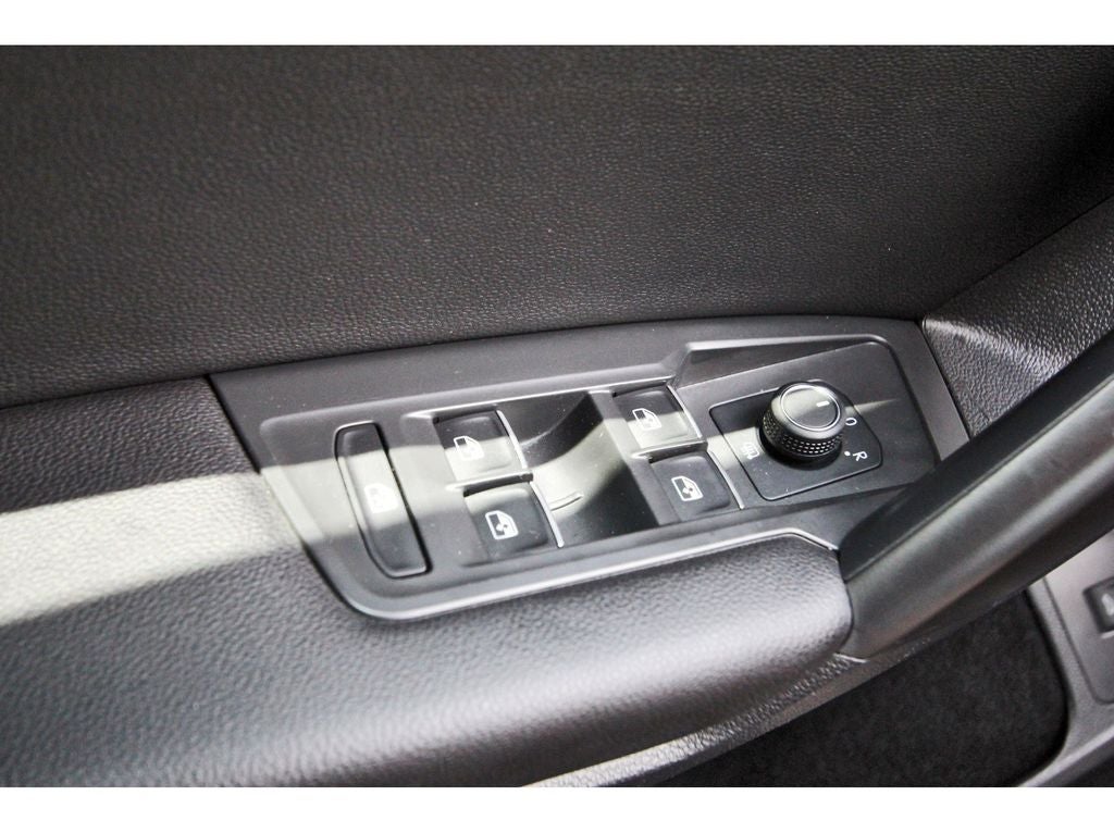 2021 Volkswagen Tiguan 2.0T SEL