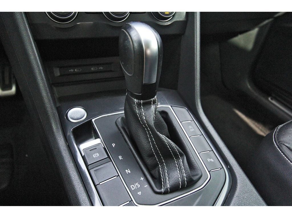 2021 Volkswagen Tiguan 2.0T SE R-Line Black