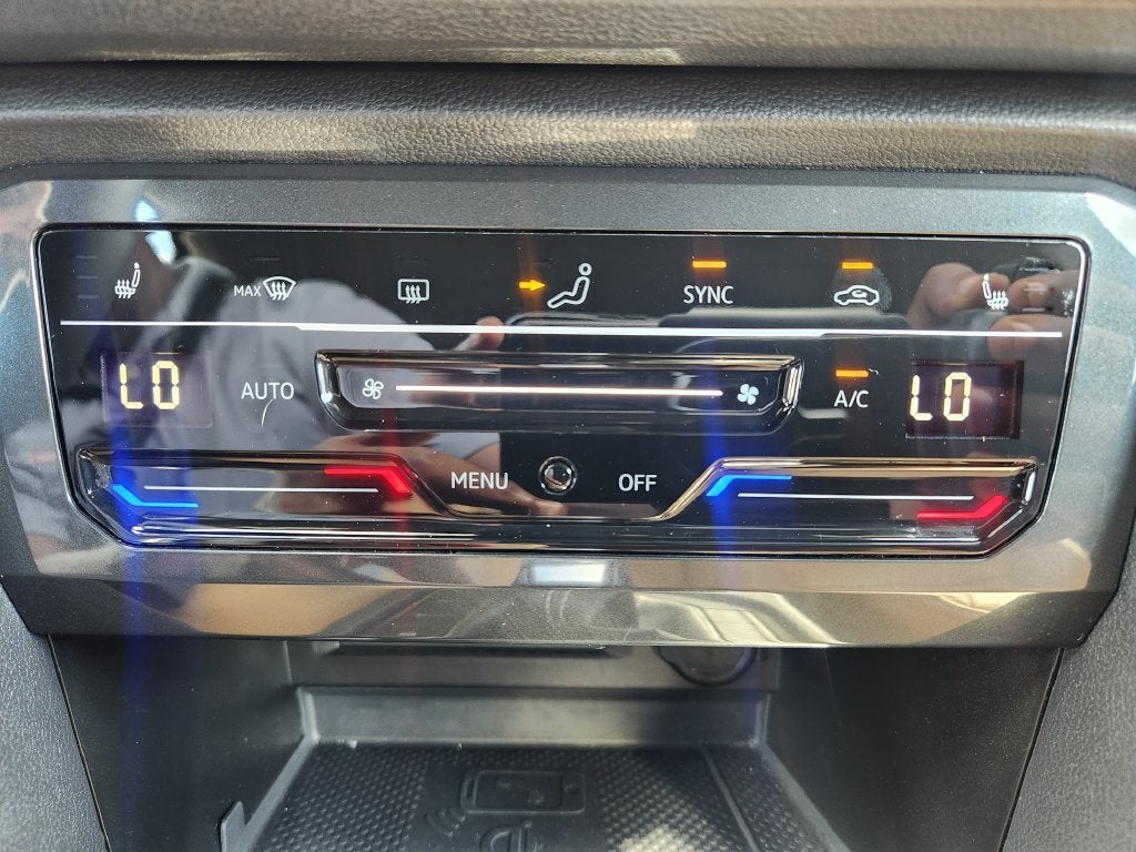 2024 Volkswagen Tiguan 2.0T Wolfsburg Edition