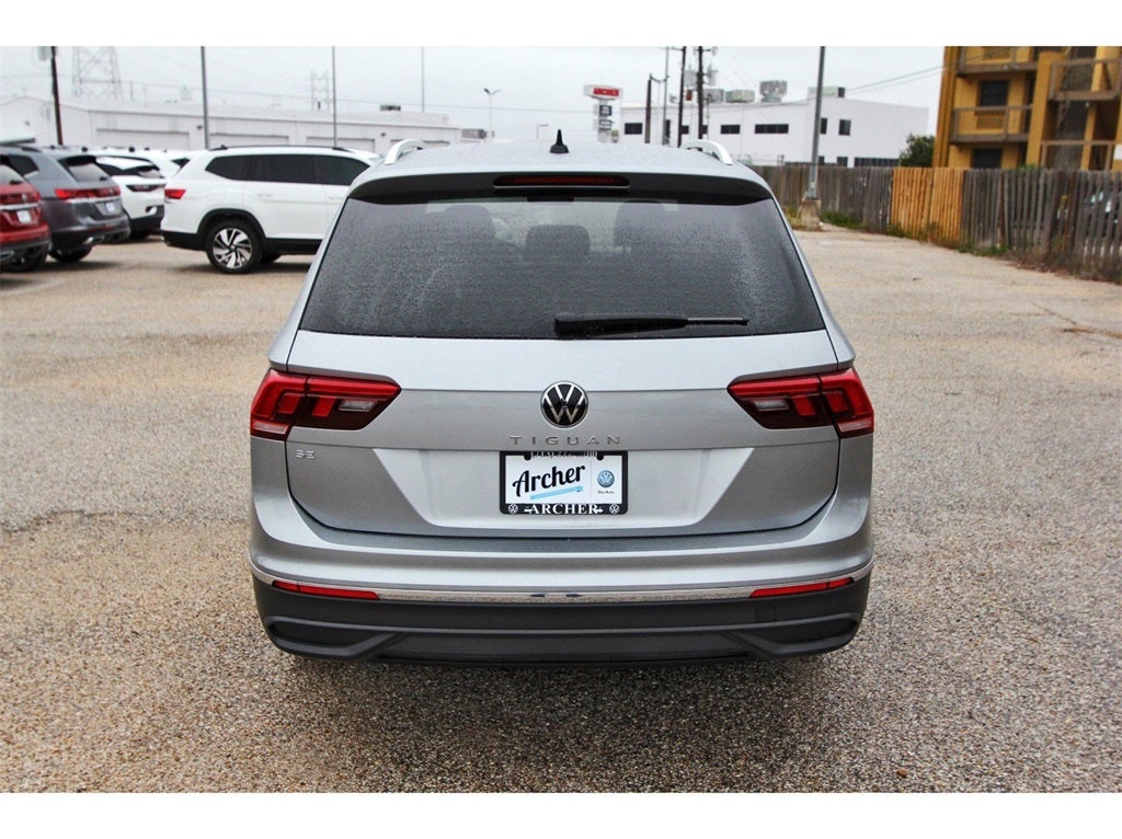 2024 Volkswagen Tiguan 2.0T SE