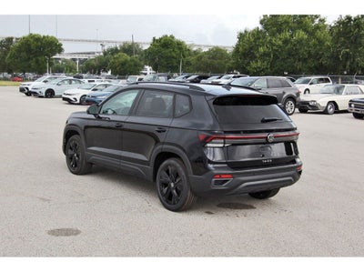 2026 Volkswagen Taos 1.5T SE Black