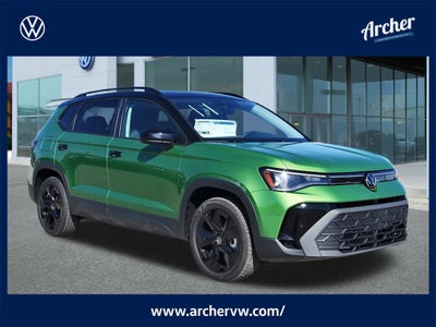 2025 Volkswagen Taos 1.5T SE Black