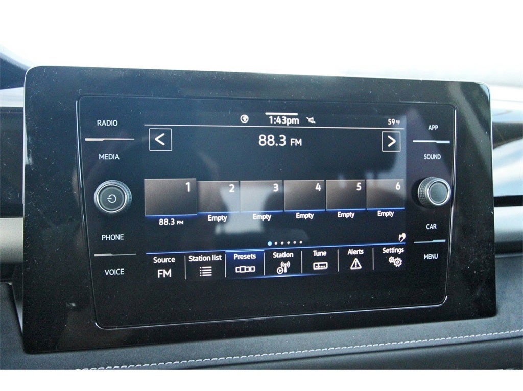 2025 Volkswagen Taos 1.5T SE Black