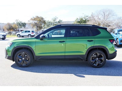 2025 Volkswagen Taos 1.5T SE Black