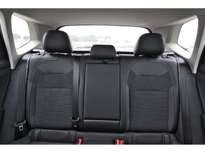 2026 Volkswagen Taos 1.5T SE Black