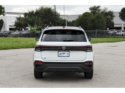 2026 Volkswagen Taos 1.5T SE Black