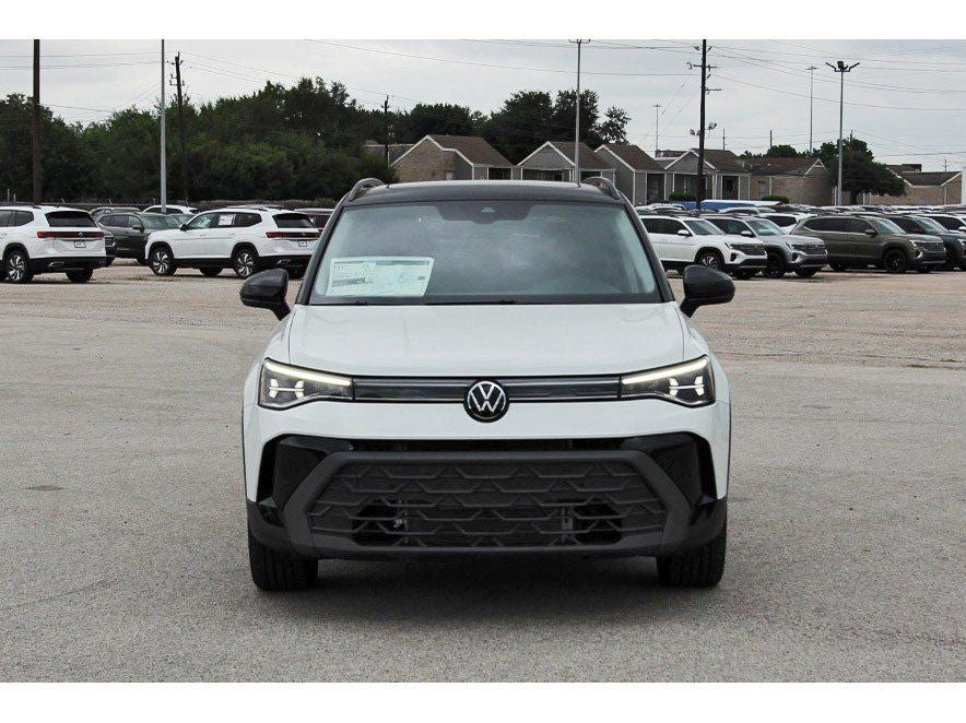 2026 Volkswagen Taos 1.5T SE Black