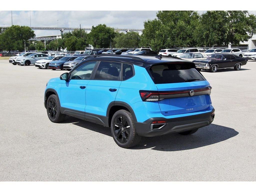 2026 Volkswagen Taos 1.5T SE Black