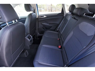 2026 Volkswagen Taos 1.5T SE Black
