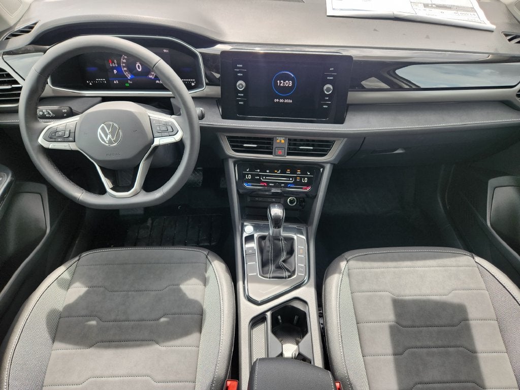 2027 Volkswagen Taos 1.5T SE Black