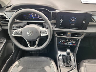 2027 Volkswagen Taos 1.5T SE Black