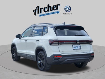 2027 Volkswagen Taos 1.5T SE Black