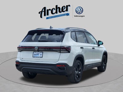 2027 Volkswagen Taos 1.5T SE Black
