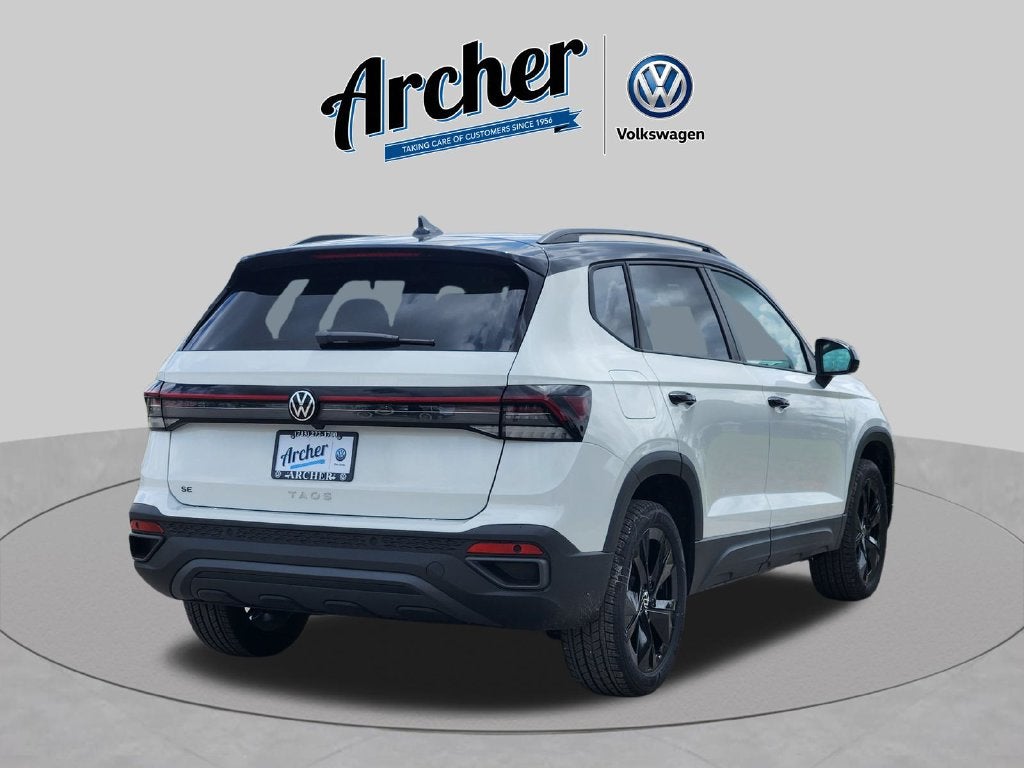 2027 Volkswagen Taos 1.5T SE Black