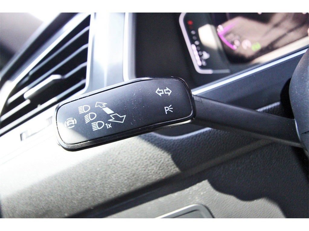 2022 Volkswagen Tiguan 2.0T SEL R-Line